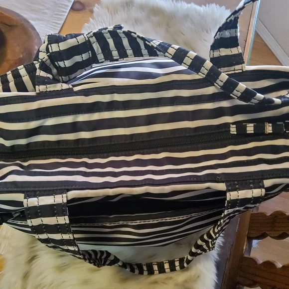Kate Spade Black and White Stripe Barbara Duffle GUC - Picture 3 of 15